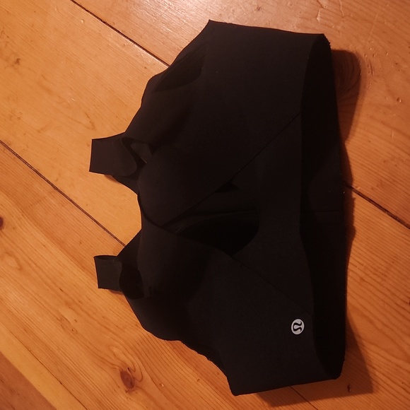 Lululemon Sports Bra - Picture 2 of 3
